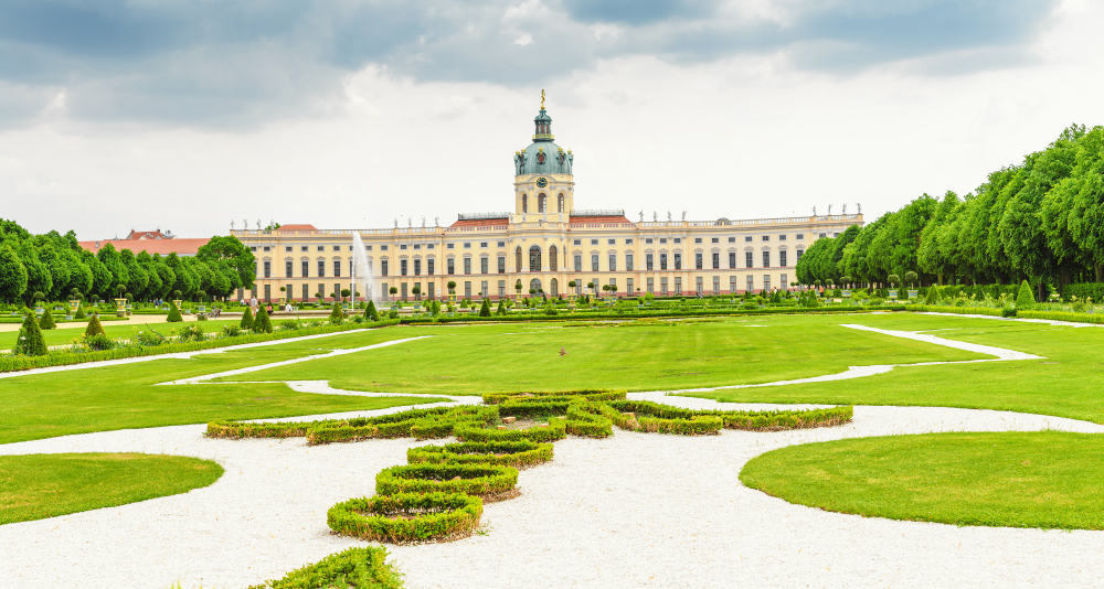 A view of Charlottenburg Park in Berlin with Charlottenburg Palace in the background.