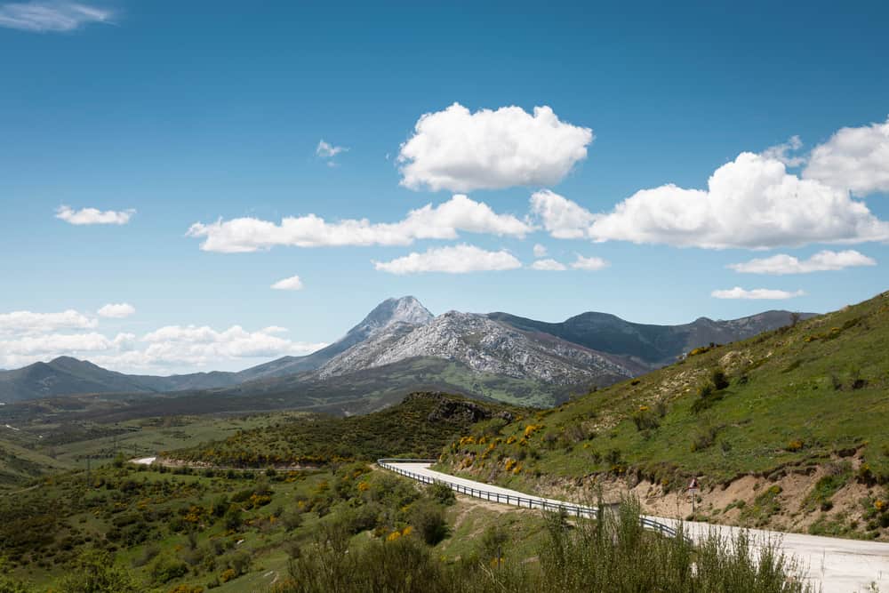 Panoramic view of the mountain peaks of Montaña Palentina in Spain. 