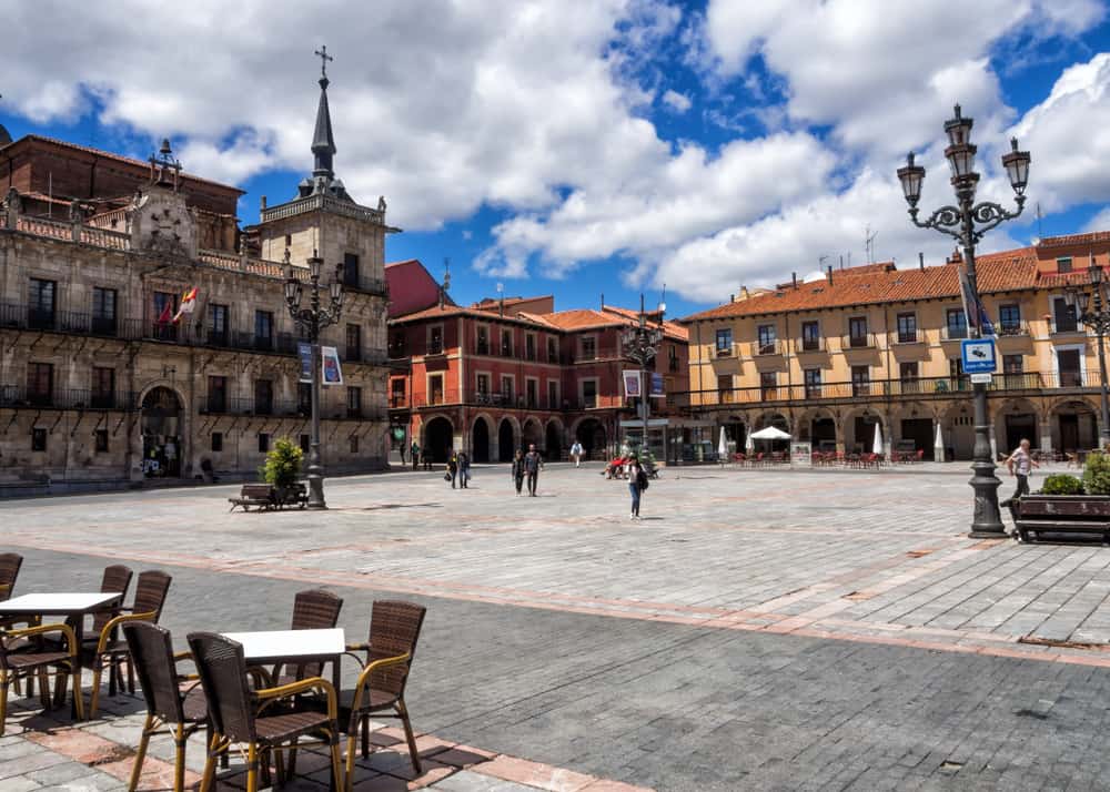 Plaza Mayor in León, Spain. Few people on the square.
